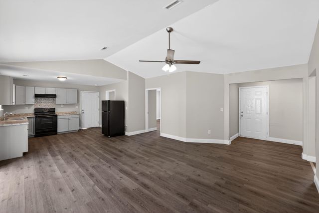 1828 Tamara Way, Spartanburg, SC 29301