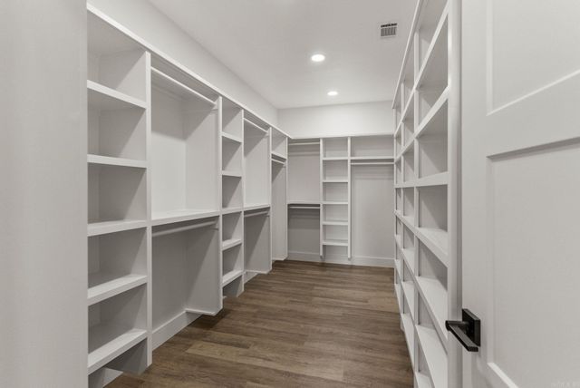 130 Emerald Lane, Greers Ferry, AR 72067