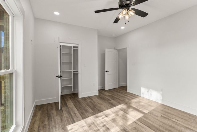 130 Emerald Lane, Greers Ferry, AR 72067