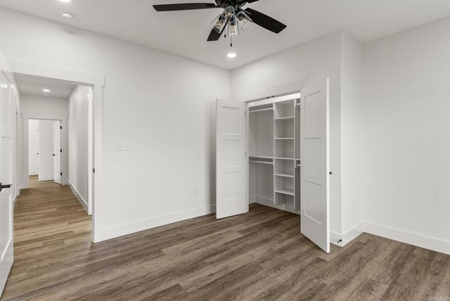 130 Emerald Lane, Greers Ferry, AR 72067