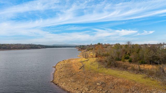 130 Emerald Lane, Greers Ferry, AR 72067