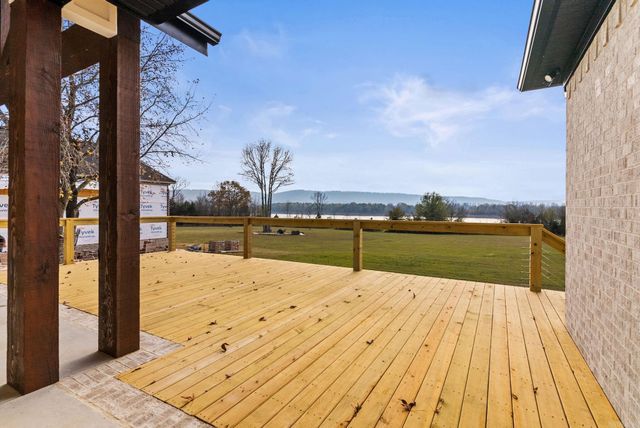 130 Emerald Lane, Greers Ferry, AR 72067