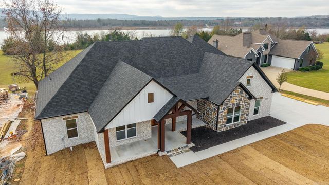 130 Emerald Lane, Greers Ferry, AR 72067