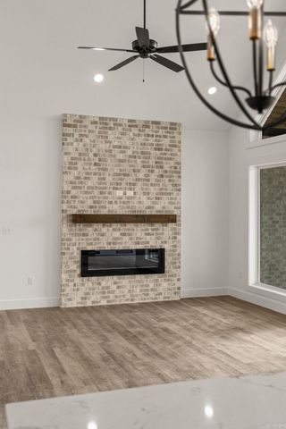 130 Emerald Lane, Greers Ferry, AR 72067