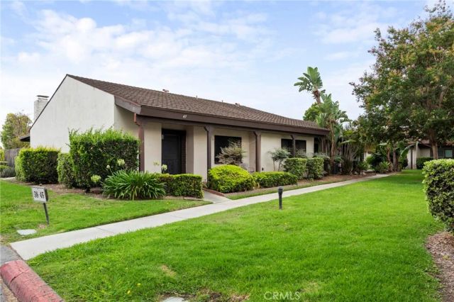 2011 W Katella 45, Anaheim, CA 92804