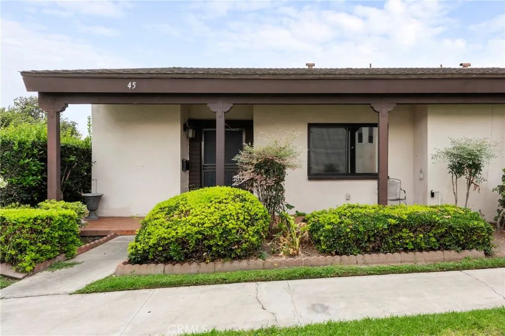 2011 W Katella 45, Anaheim, CA 92804
