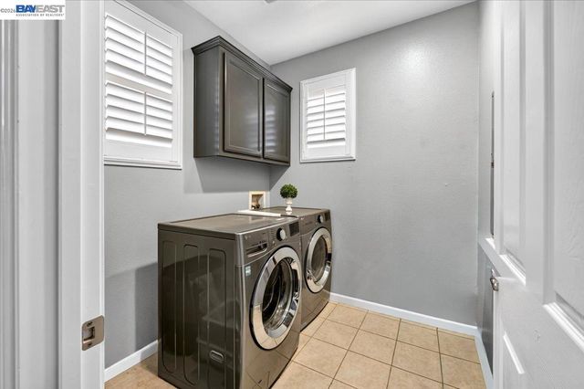 2774 Rivers Bend Cir, Livermore, CA 94550