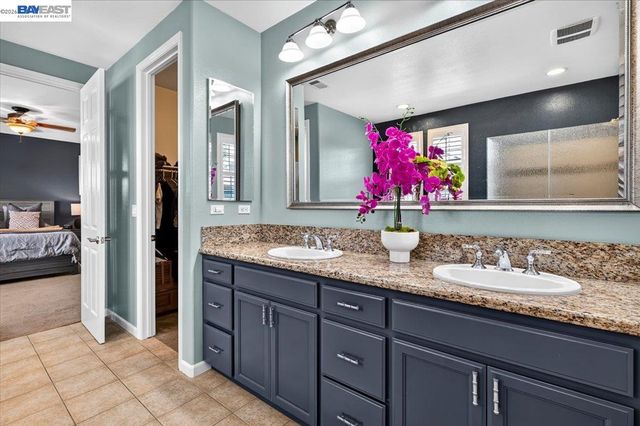 2774 Rivers Bend Cir, Livermore, CA 94550