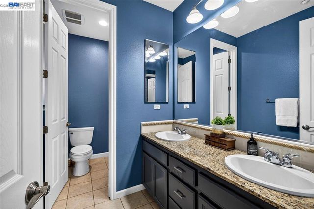 2774 Rivers Bend Cir, Livermore, CA 94550