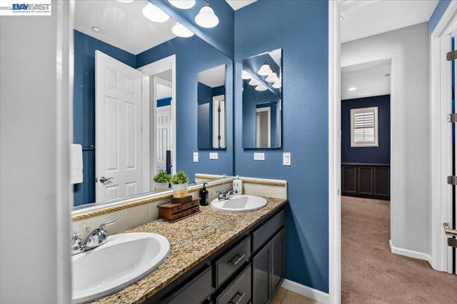 2774 Rivers Bend Cir, Livermore, CA 94550
