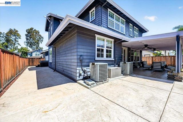 2774 Rivers Bend Cir, Livermore, CA 94550
