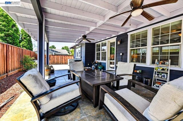 2774 Rivers Bend Cir, Livermore, CA 94550