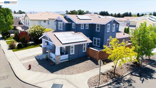 2774 Rivers Bend Cir, Livermore, CA 94550