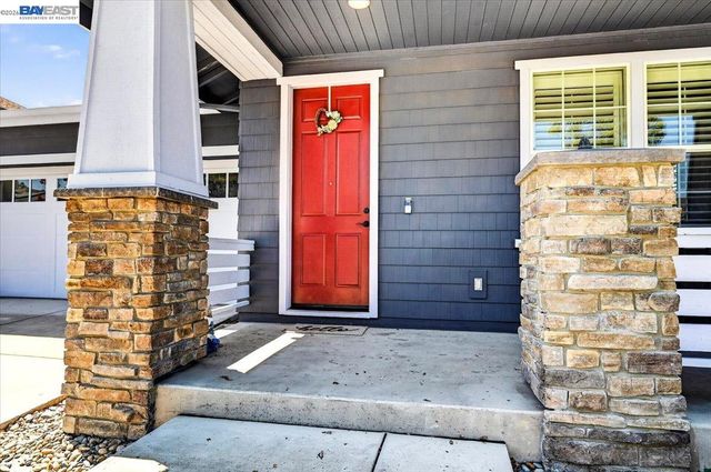 2774 Rivers Bend Cir, Livermore, CA 94550