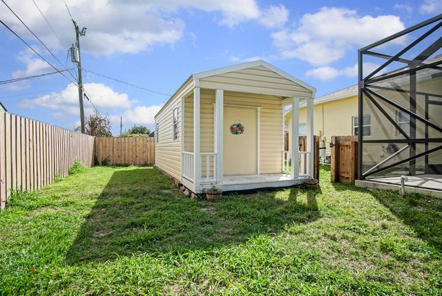 719 SW Andrew Road, Port St. Lucie, Port St Lucie, FL 34953