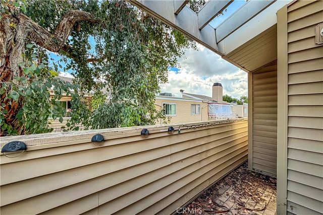 9952 Sepulveda 5, San Fernando, CA 91345