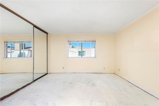 9952 Sepulveda 5, San Fernando, CA 91345