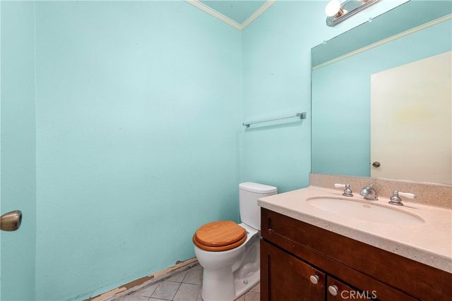9952 Sepulveda 5, San Fernando, CA 91345