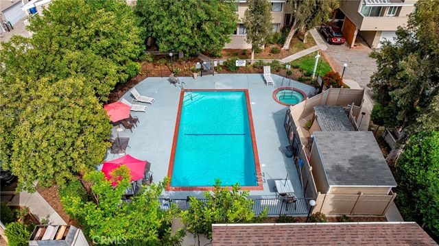 9952 Sepulveda 5, San Fernando, CA 91345