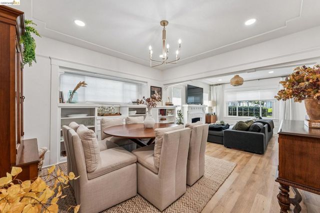 1720 Auseon Ave, Oakland, CA 94621