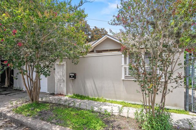 304 Bomar Street, Houston, TX 77006