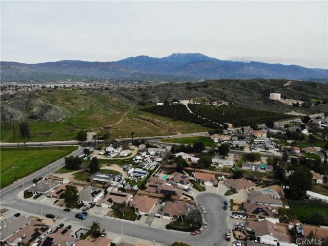 615 Kerilyn Lane, Hemet, CA 92544