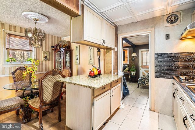 328 COOPER AVE, Oaklyn, NJ 08107