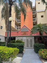 8323 Lake Dr 506, Doral, FL 33166