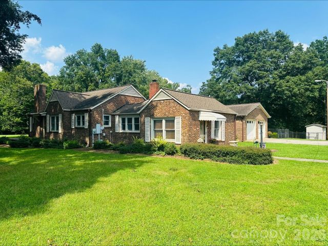 1970 N Nc 16 Business Highway, Denver, NC 28037