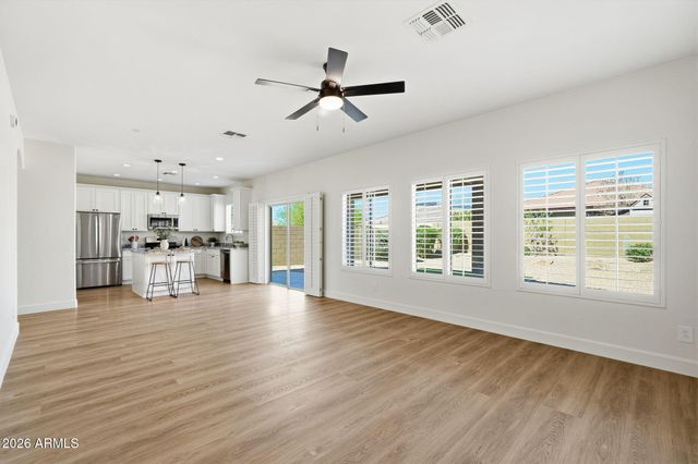 3824 W Rushmore Drive, Anthem, AZ 85086