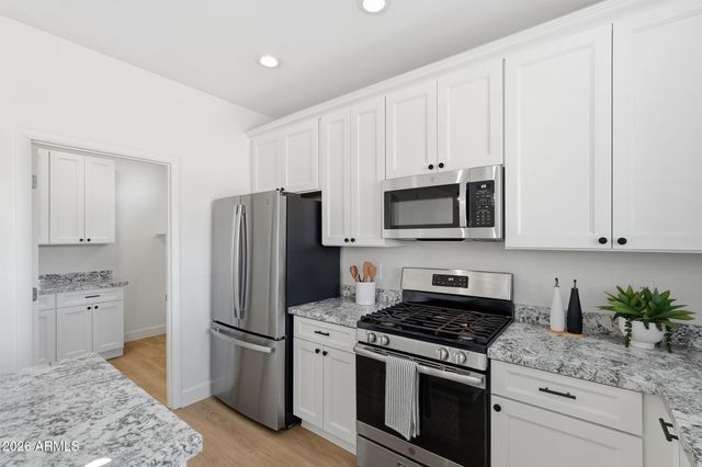 3824 W Rushmore Drive, Anthem, AZ 85086