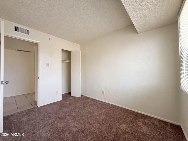 5039 N 39TH Lane, Phoenix, AZ 85019