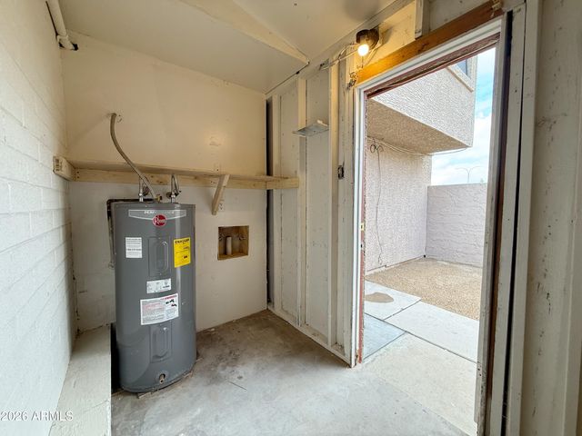 5039 N 39TH Lane, Phoenix, AZ 85019