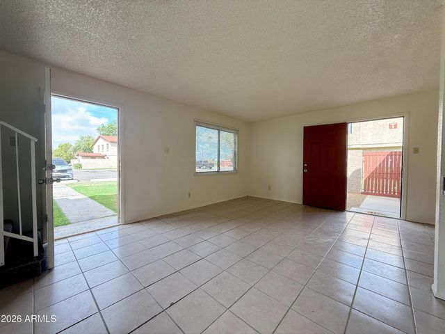 5039 N 39TH Lane, Phoenix, AZ 85019