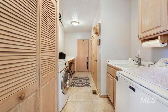 213 Sage Road West, Jerome, ID 83338