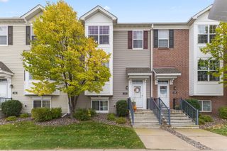 578 Huset Parkway NE, Columbia Heights, MN 55421