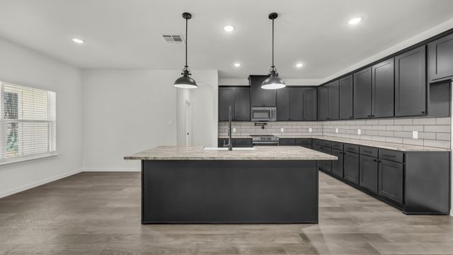 139 Sedona Creek Court, Poolville, TX 76487