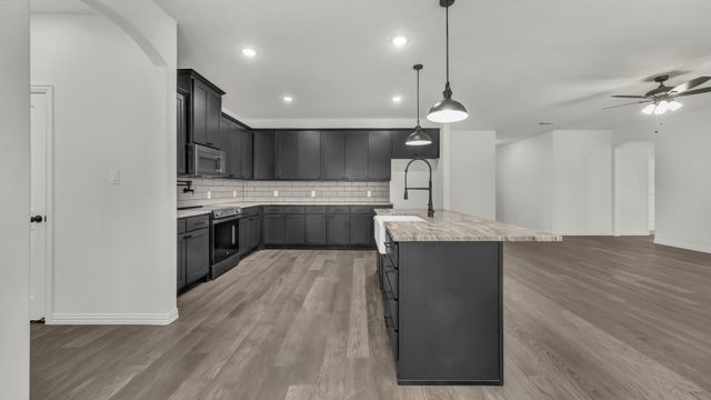 139 Sedona Creek Court, Poolville, TX 76487