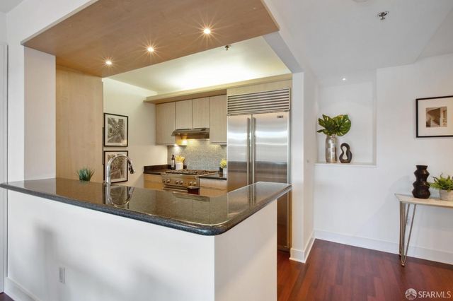 229 Brannan Street 2C, San Francisco, CA 94107