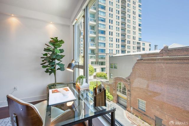 229 Brannan Street 2C, San Francisco, CA 94107