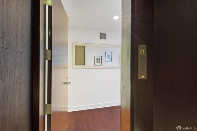 229 Brannan Street 2C, San Francisco, CA 94107