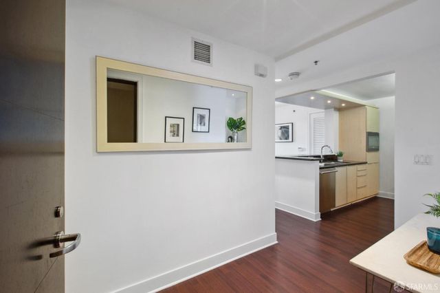 229 Brannan Street 2C, San Francisco, CA 94107