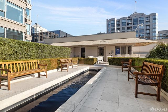 229 Brannan Street 2C, San Francisco, CA 94107