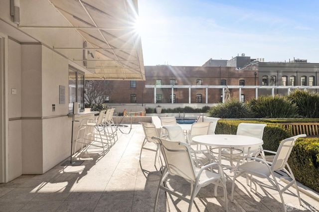 229 Brannan Street 2C, San Francisco, CA 94107