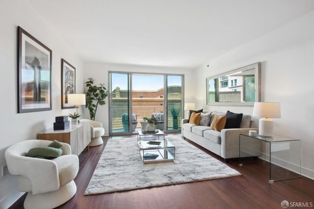 229 Brannan Street 2C, San Francisco, CA 94107