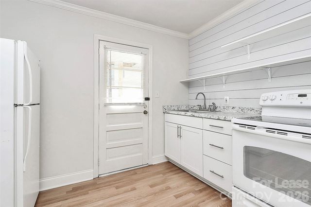 1728 Lombardy Circle 2, Charlotte, NC 28203