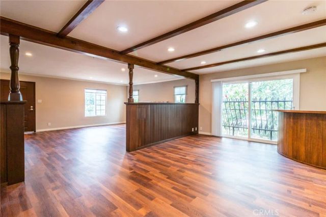 870 N Alexandria Avenue, Los Angeles, CA 90029