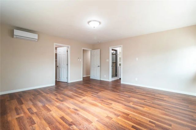 870 N Alexandria Avenue, Los Angeles, CA 90029
