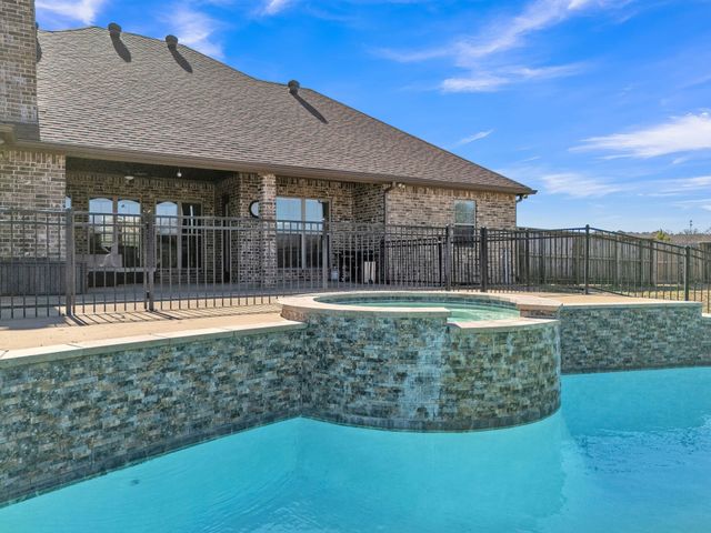 12118 Copper Circle, Lindale, TX 75706