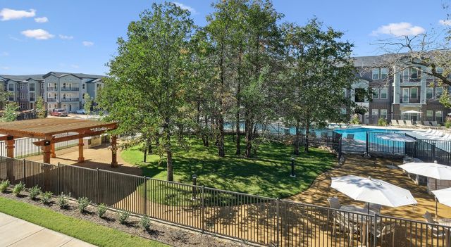 4600 E McKinney Street 6118, Denton, TX 76208